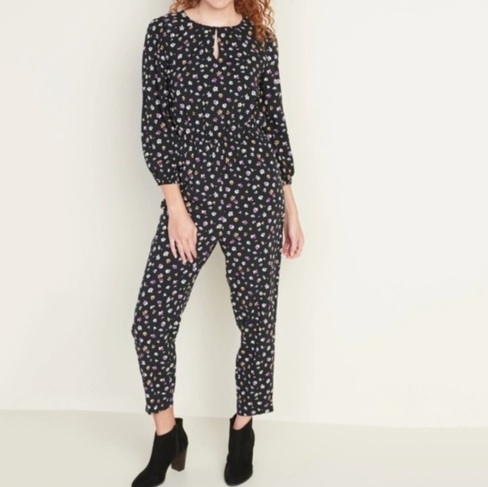 Old Navy Women's XL Waist-defined Keyhole Jumpsuit